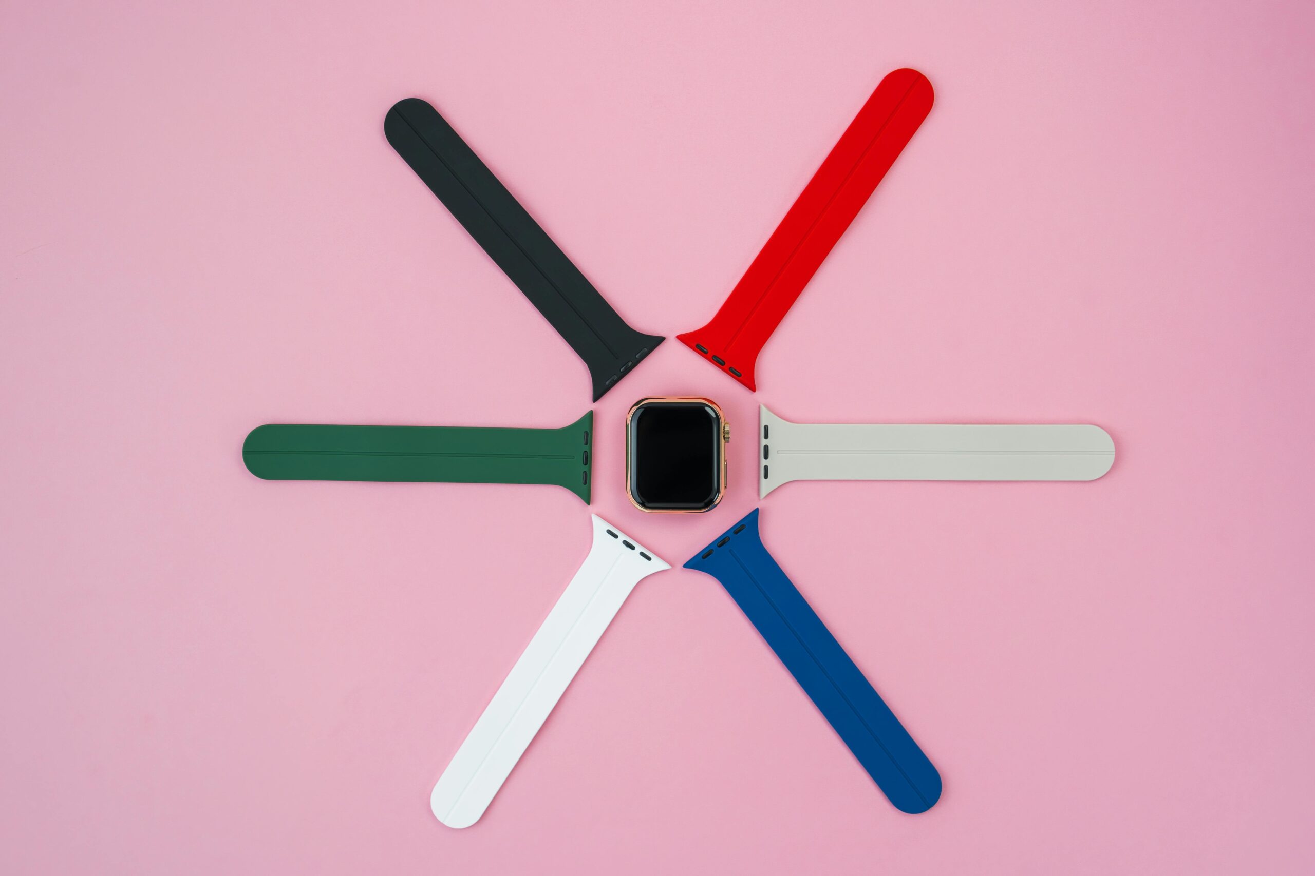 Color wheel graphic explaining complementary colors for watches