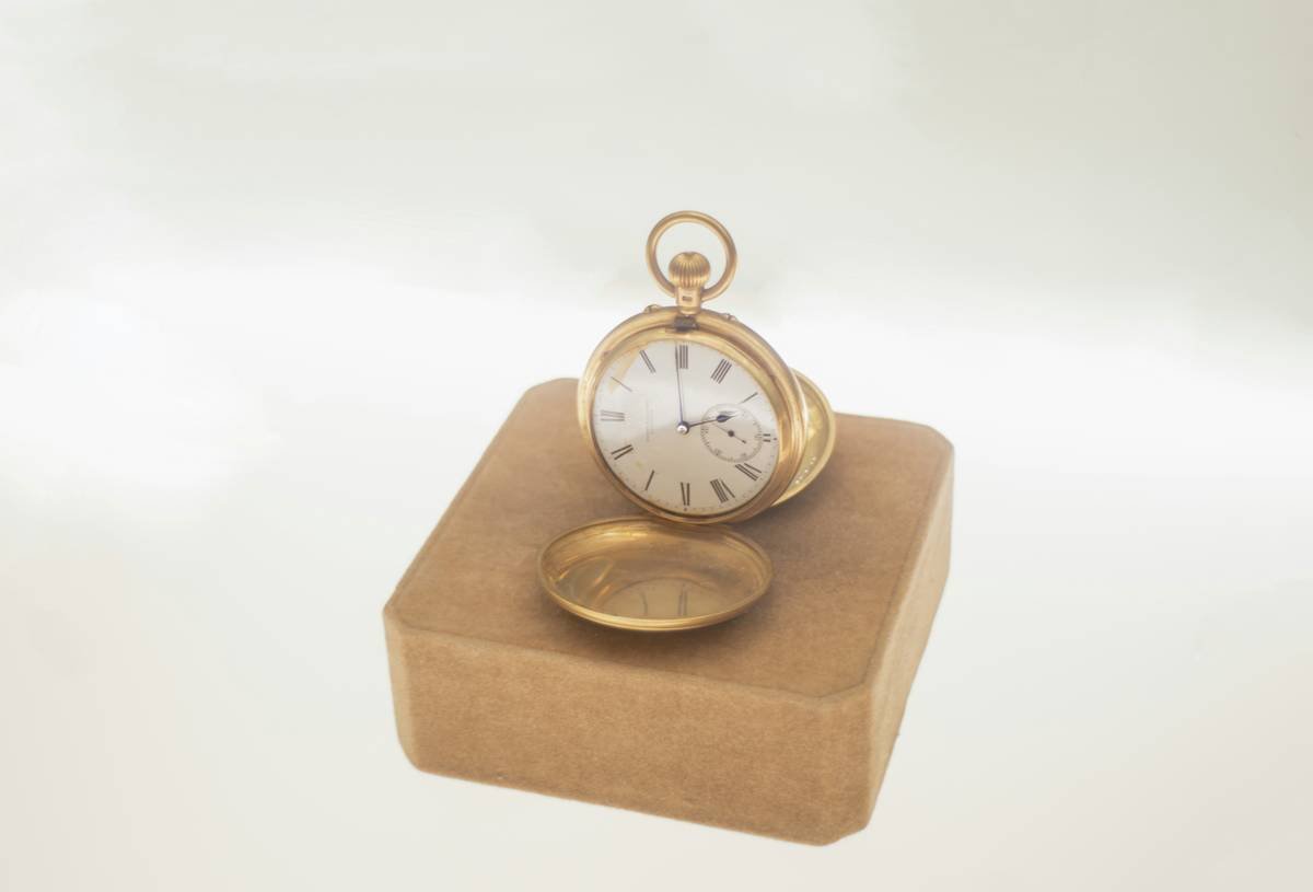 Flowchart guiding the process of selecting the perfect vault-released limited edition watch